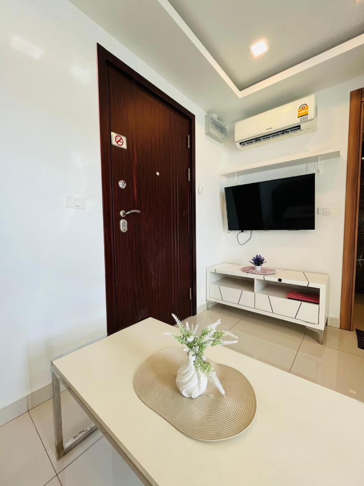 Arcadia Beach Con Pattaya Quarto foto